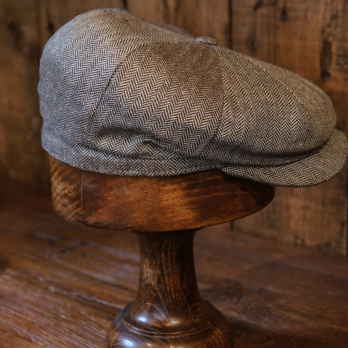 Eight Piece Grey Herringbone Linen Newsboy Cap - Image 3